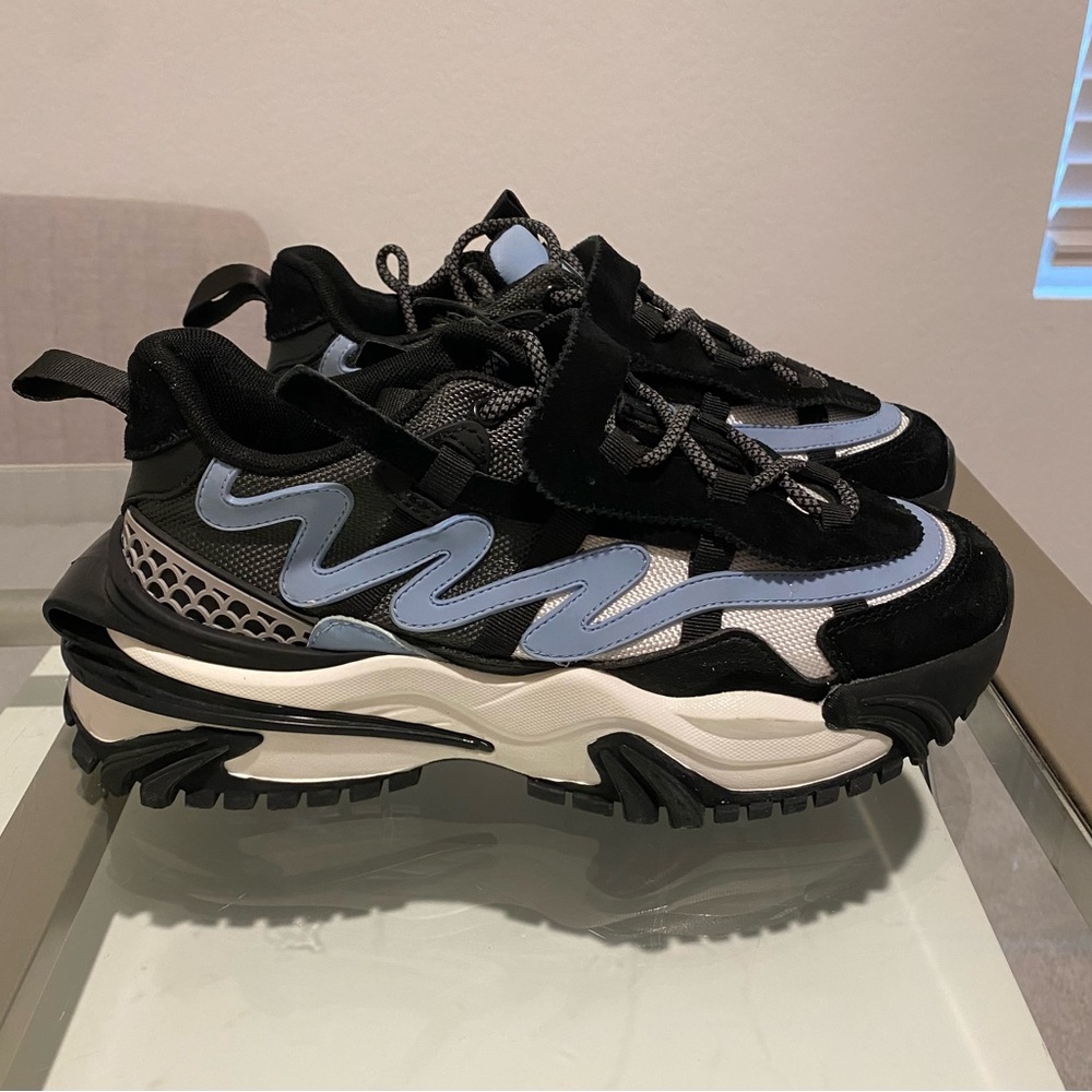 Javi Swiftly Grade-School  Kids Black and Blue Sneakers